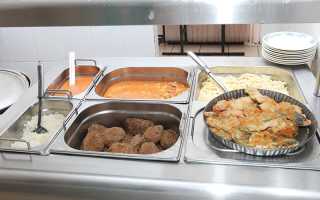 Как питаться людям с лишним весом, рассказали диетологи