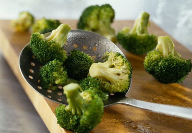 Капуста брокколи: польза и вред продукта Капуста брокколи: польза и вред продукта