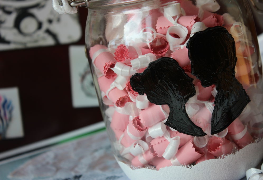 Необычный декор баночки с записками