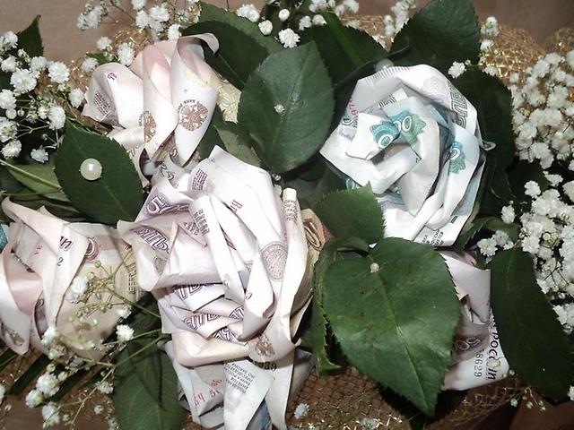 Букет из денег в День рождения