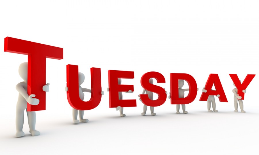 К чему могут гореть щеки во вторник в разное время суток?