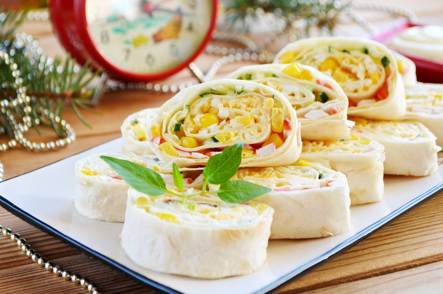 Салат в лаваше