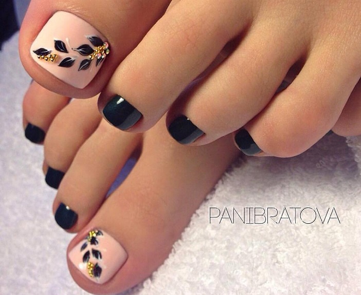 Красивое сочетание цветов в педикюре: идеи