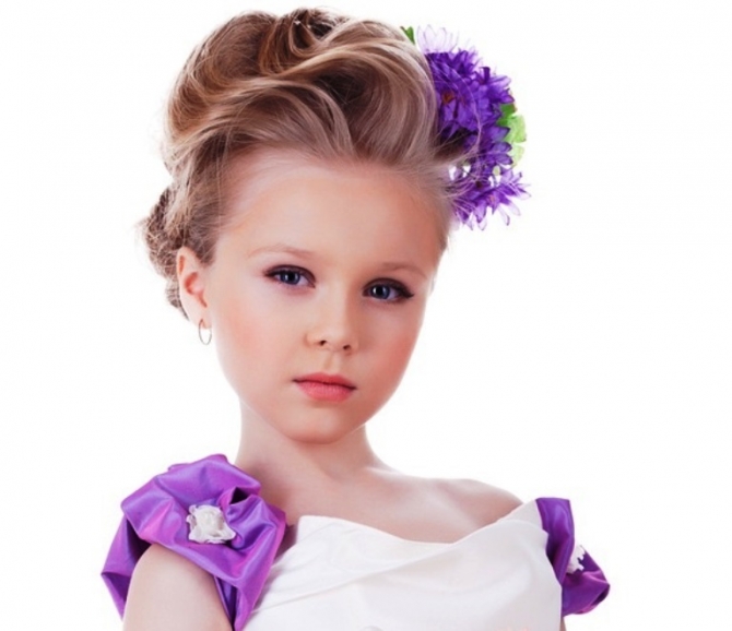 Детская новогодняя прическа