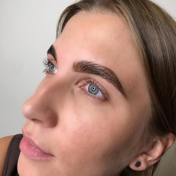 Модные женские брови