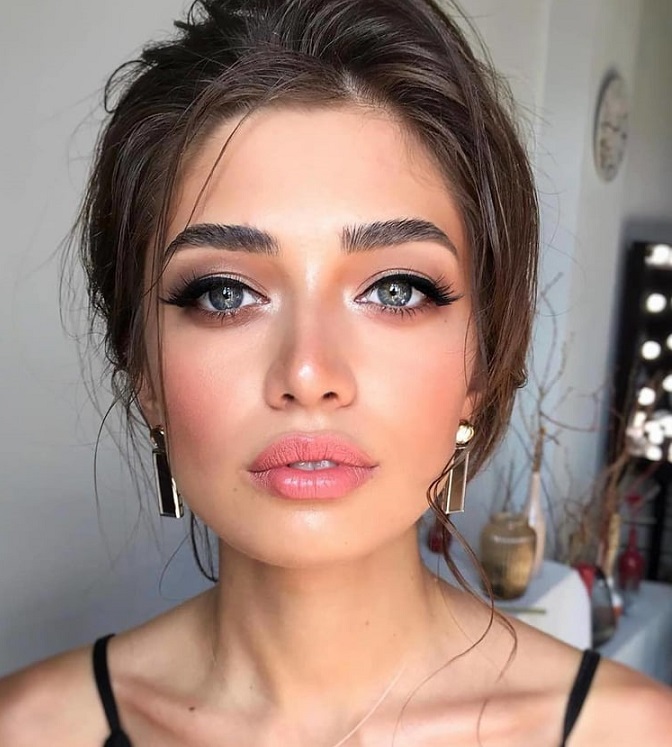 Идеальные брови