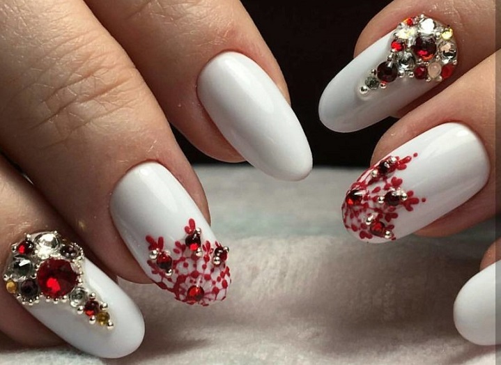 Маникюр на новый год белый: идеи